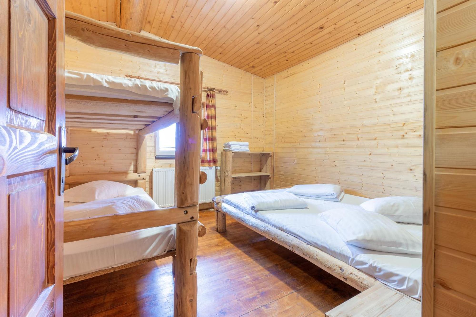 Resort 7 Crai - Cabana Tamas Zărneşti エクステリア 写真